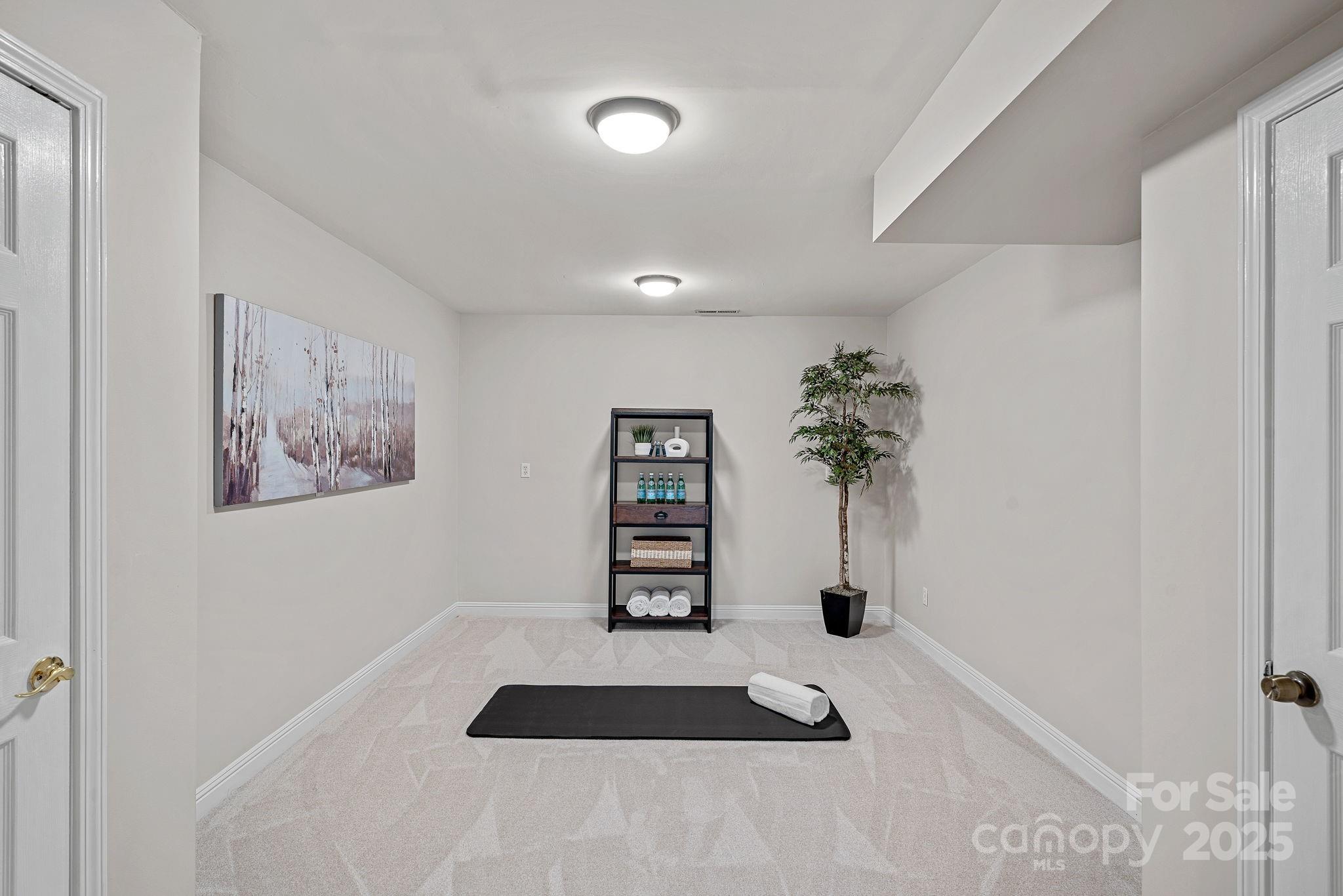 The Harbour At The Pointe - Residential