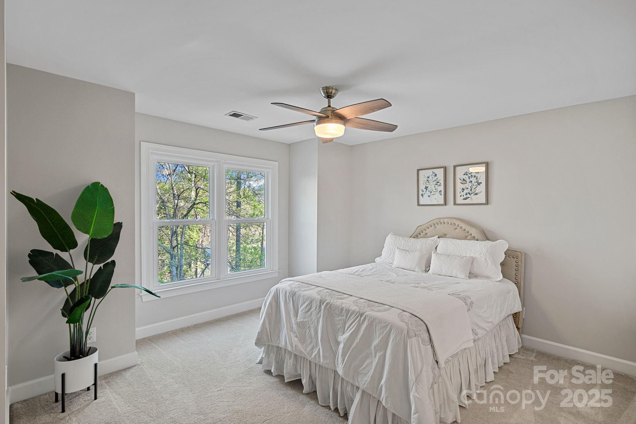 The Harbour At The Pointe - Residential