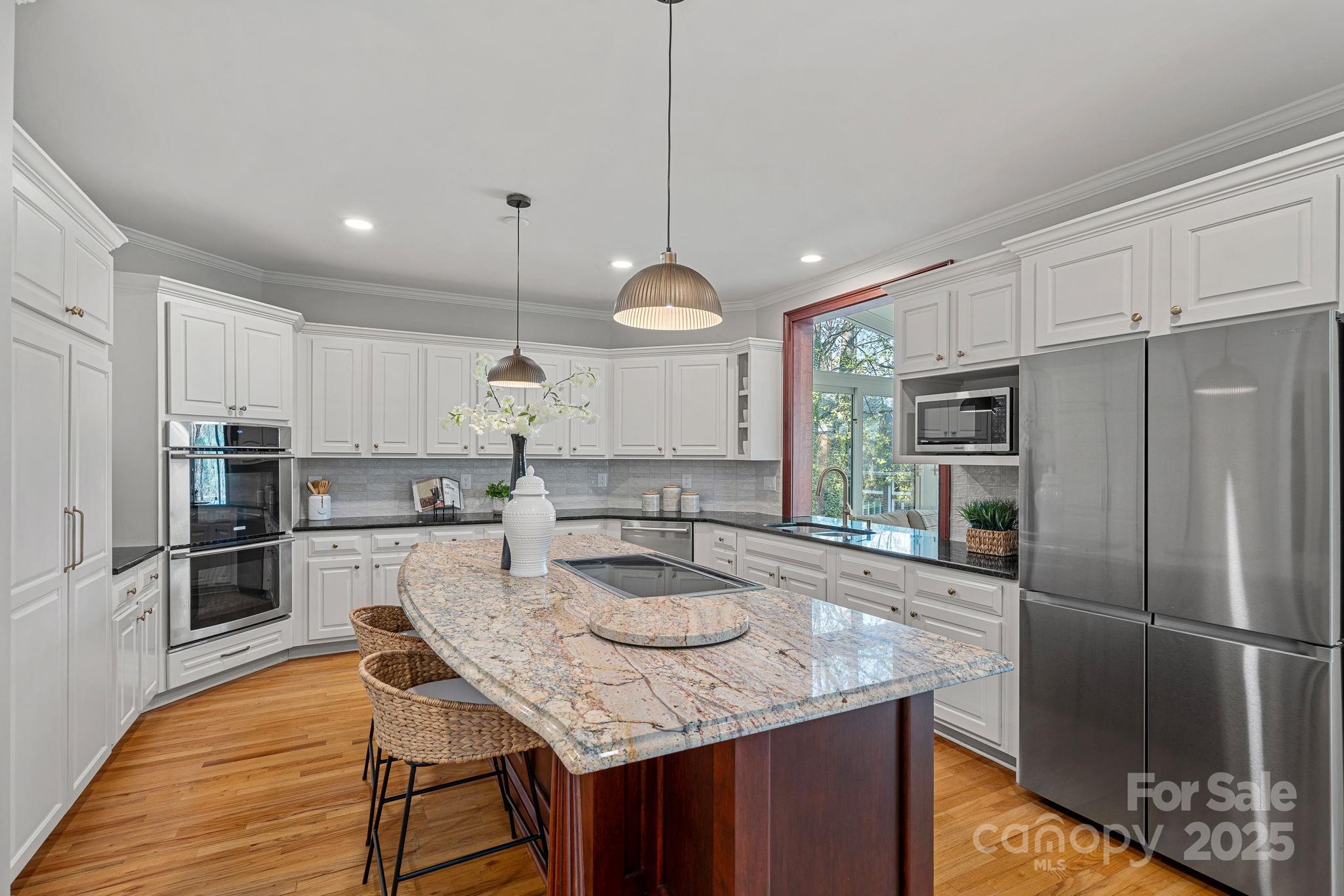 The Harbour At The Pointe - Residential