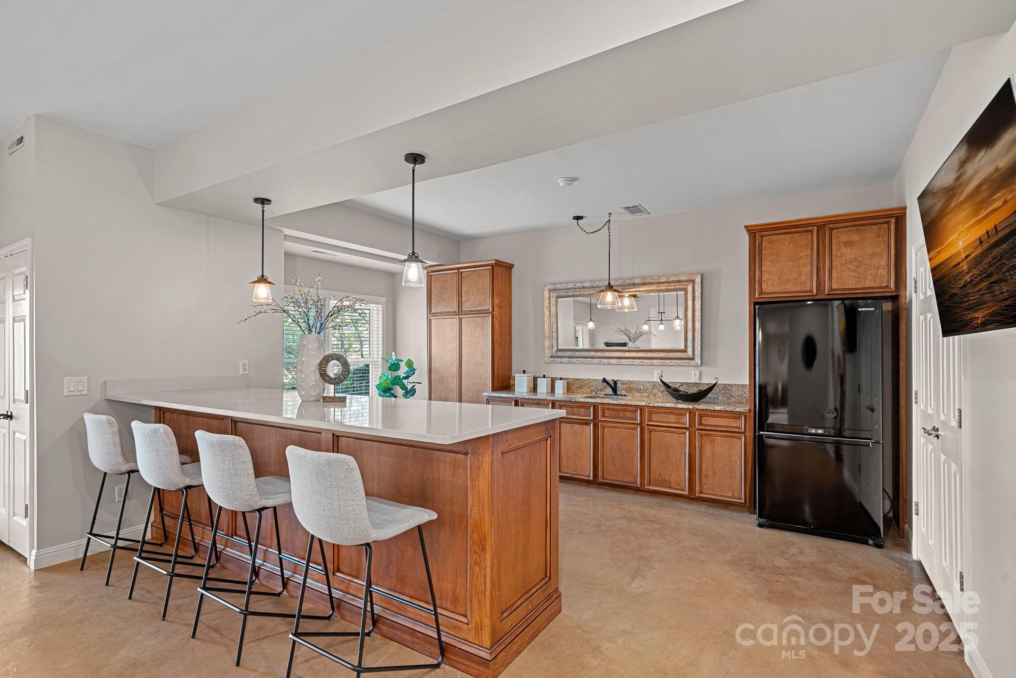 The Harbour At The Pointe - Residential