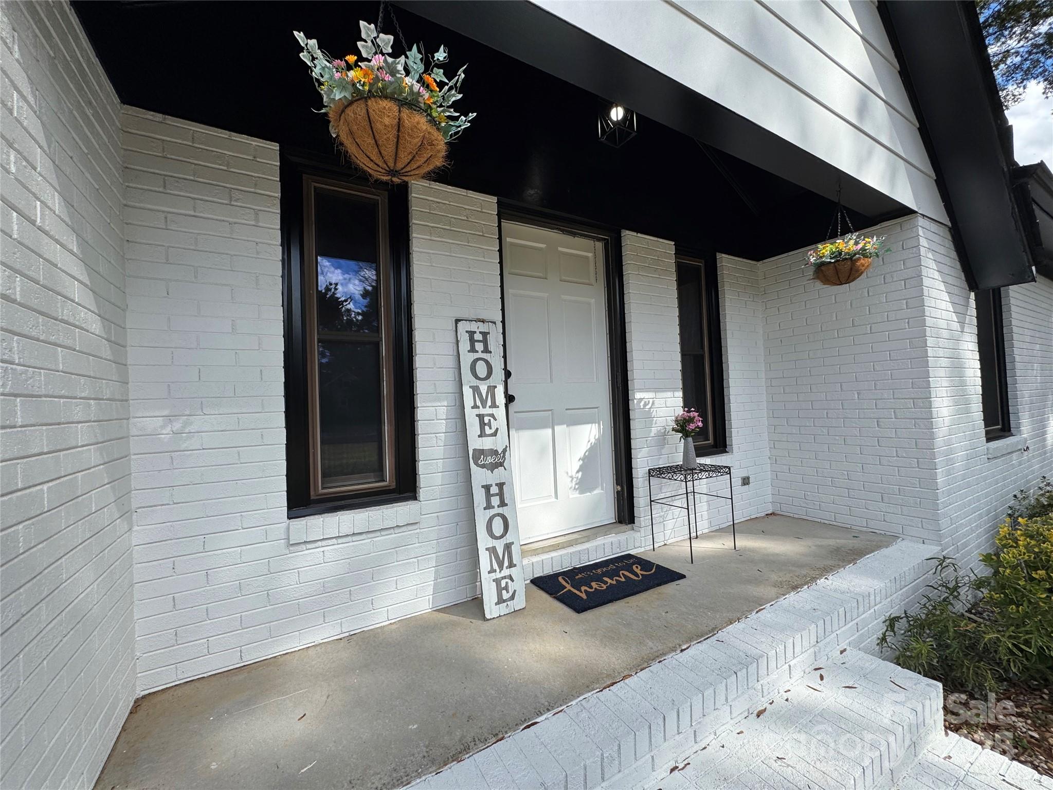 425 Acorn Oaks Drive