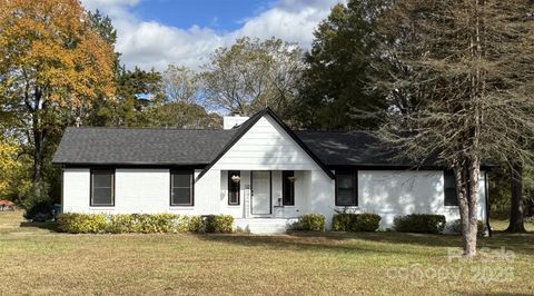 425 Acorn Oaks Drive Salisbury NC 28146