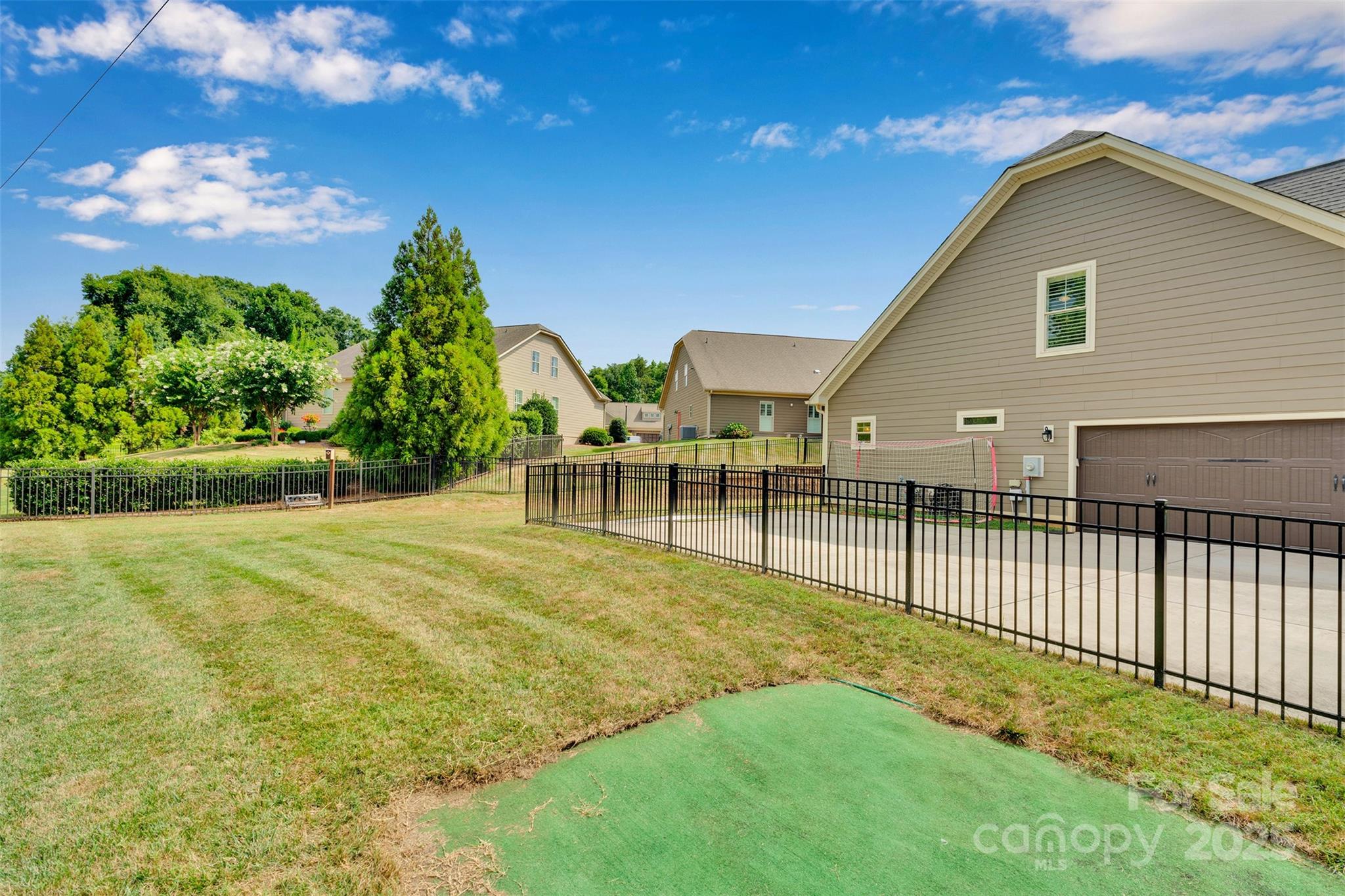 3173 Yosemite Court