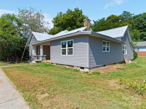 290 Killian Street Waynesville NC 28786