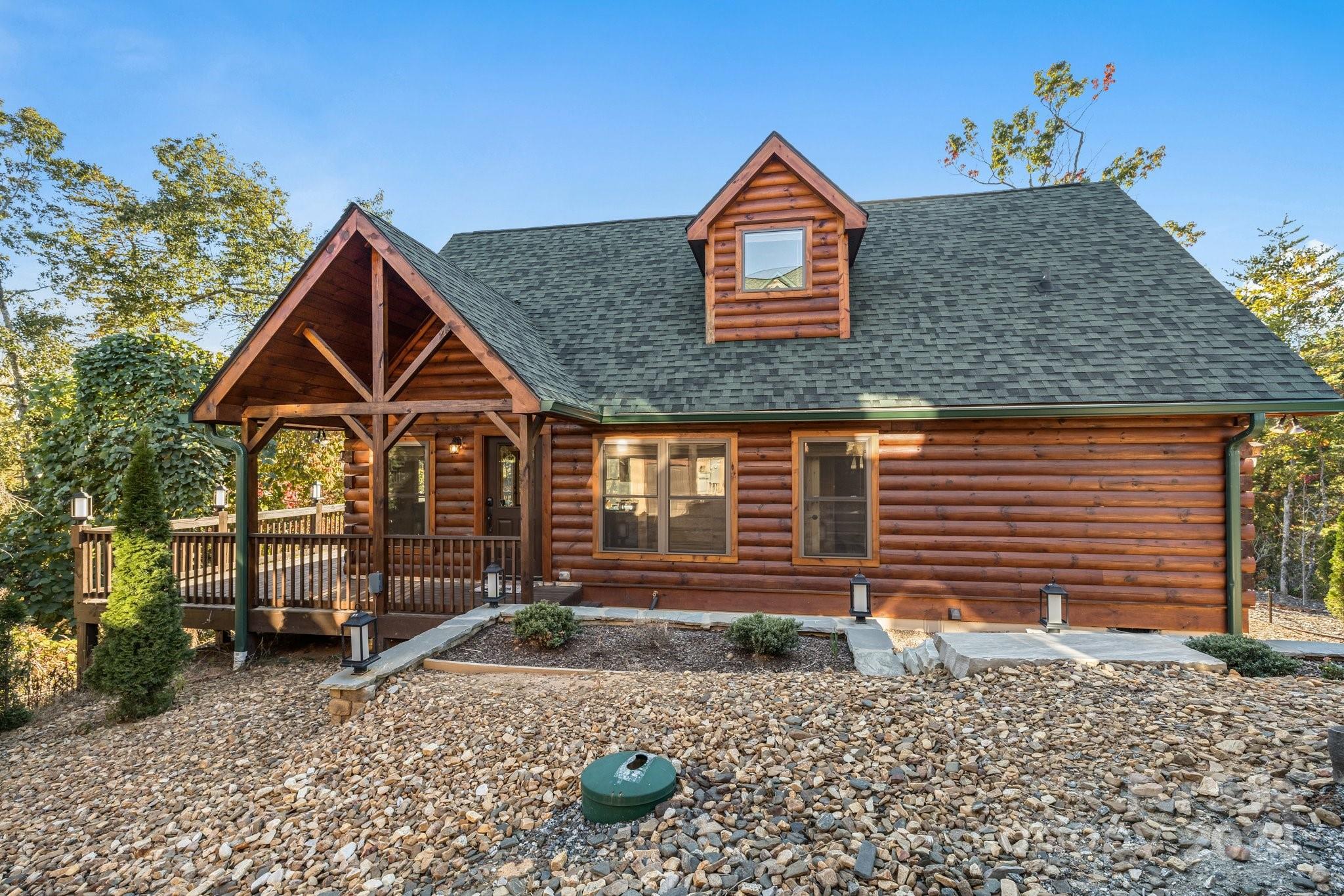 138 Silver Tree Lane