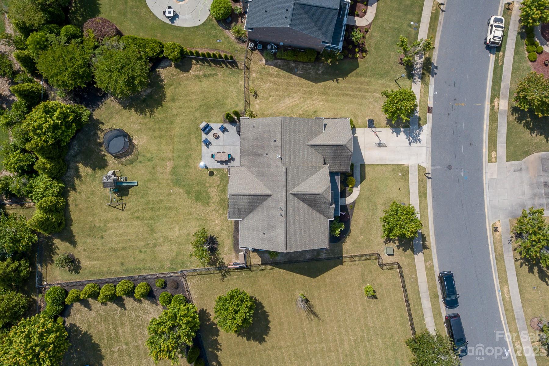 The Chimneys Of Marvin - Residential