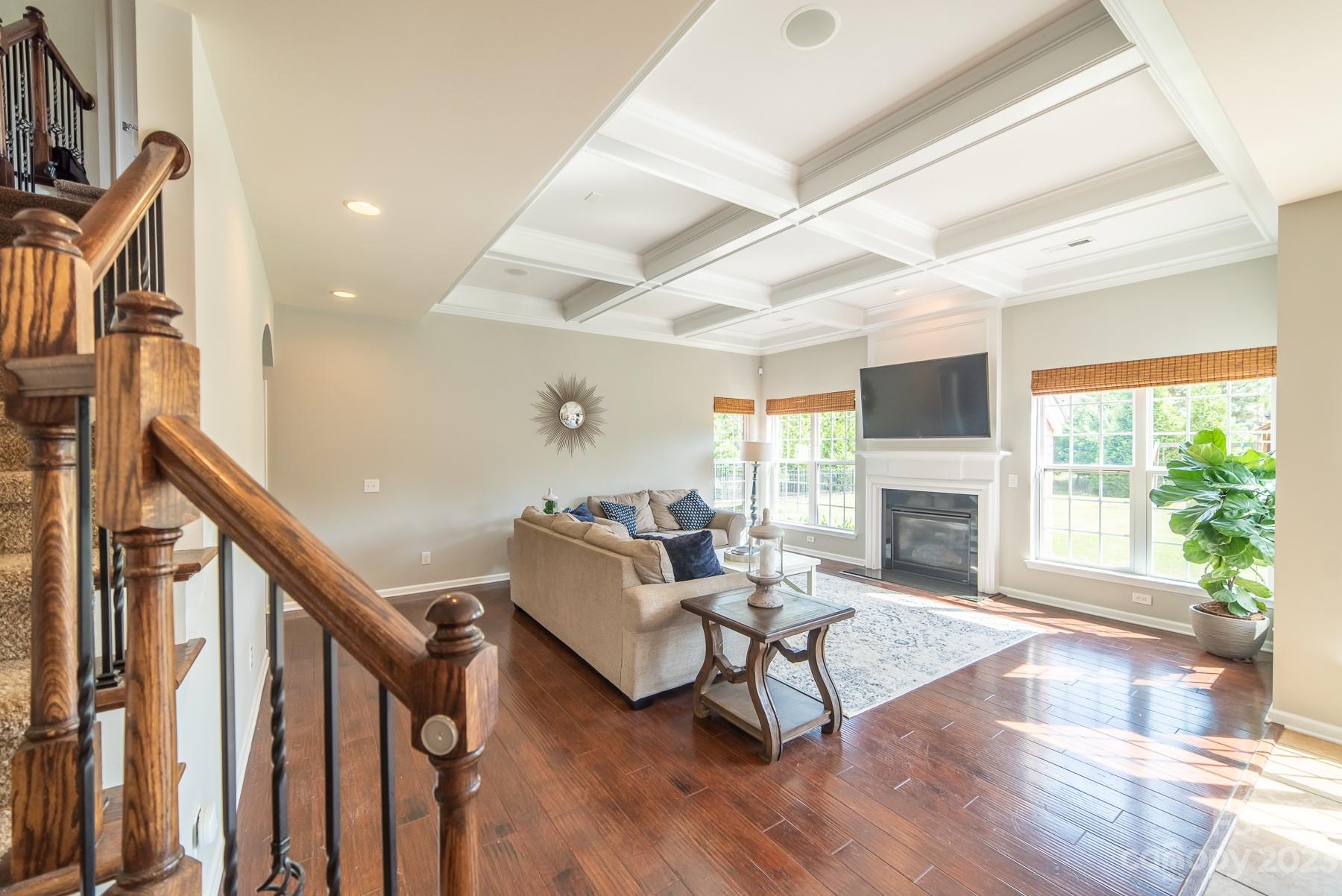 The Chimneys Of Marvin - Residential