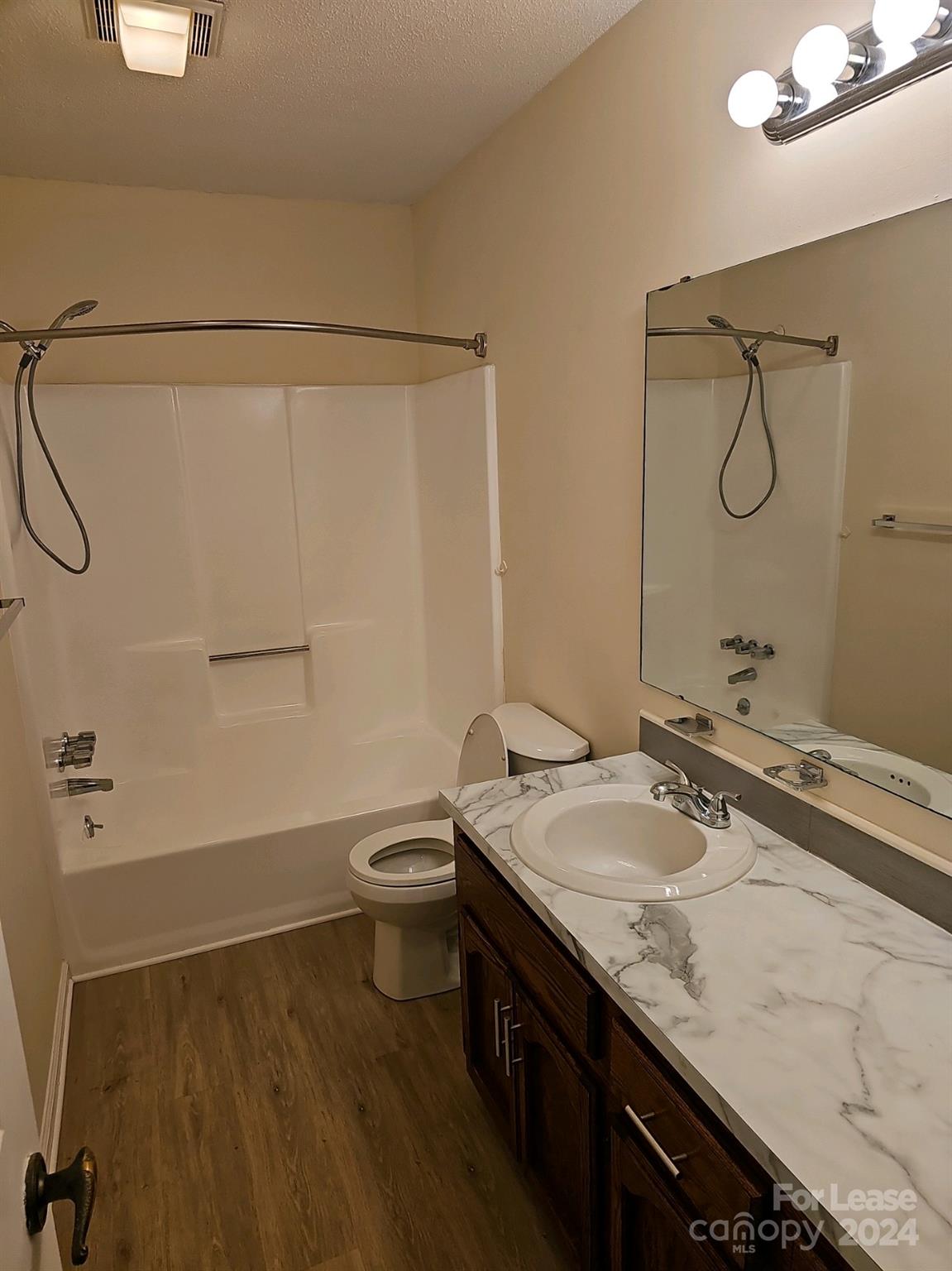 Willow Run - Residential Lease