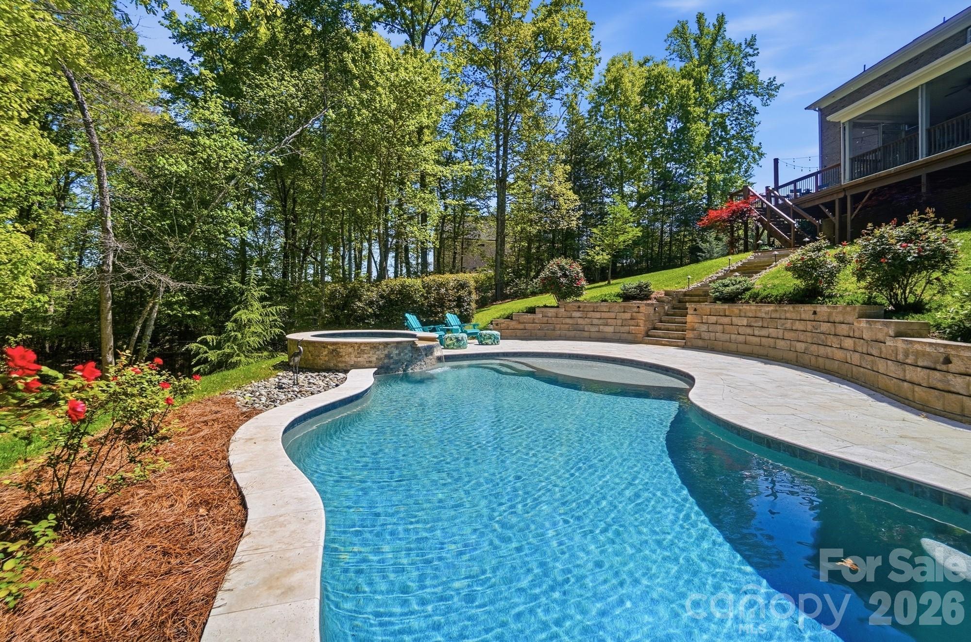 The Retreat At Sunset Ridge - Residential