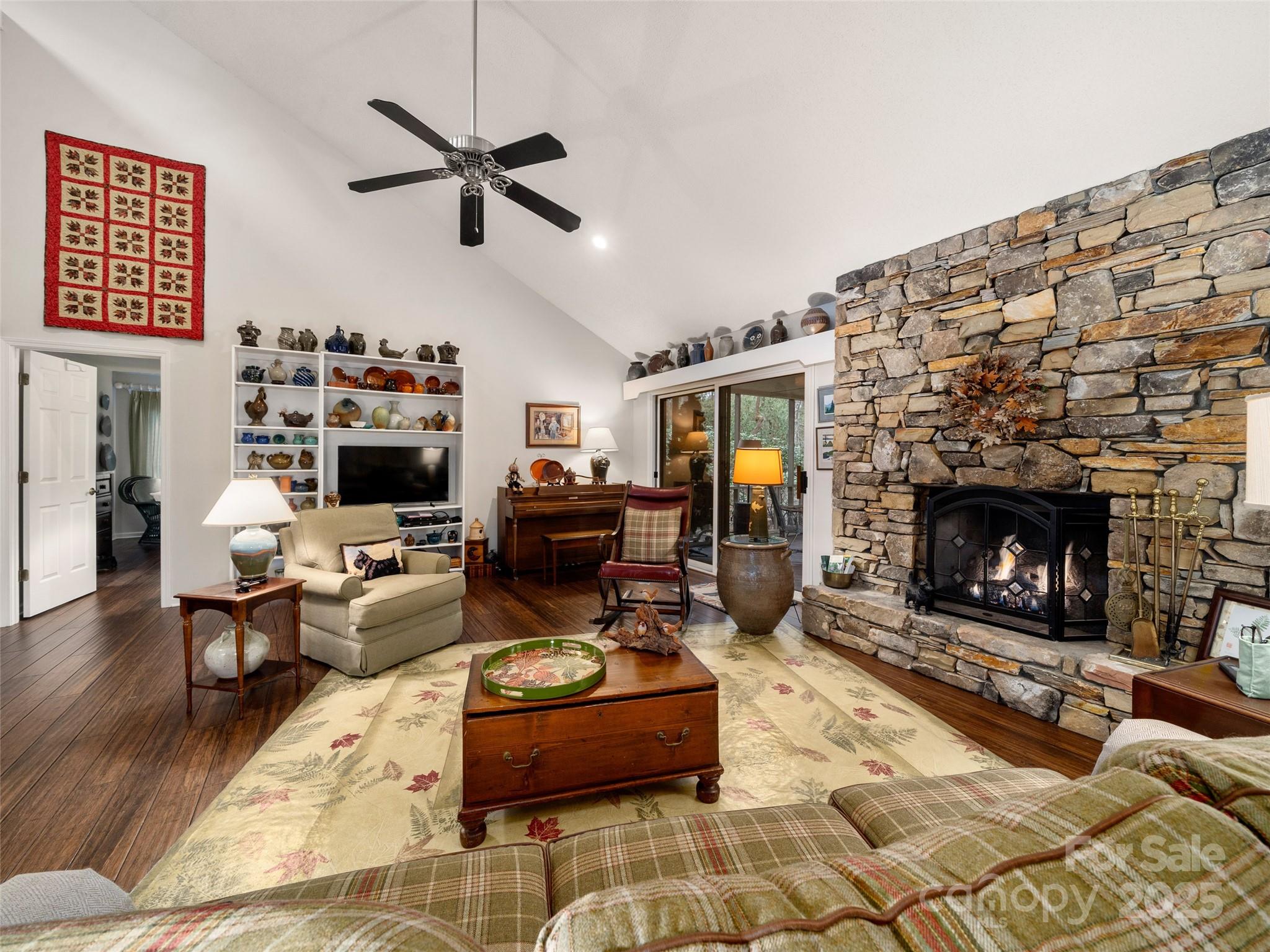 Thrashing Rock Estates - Residential