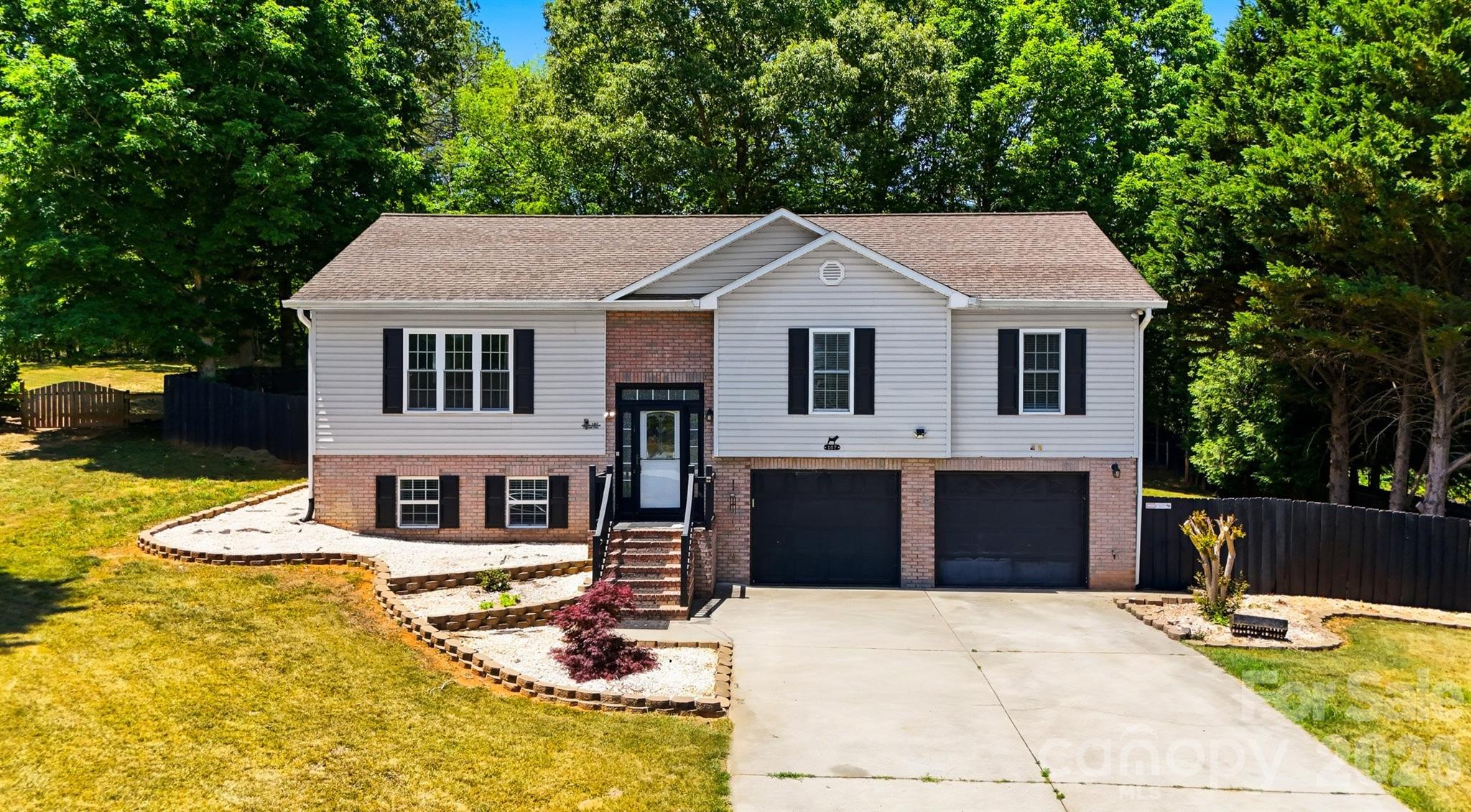 Meadowcreek Estates - Residential