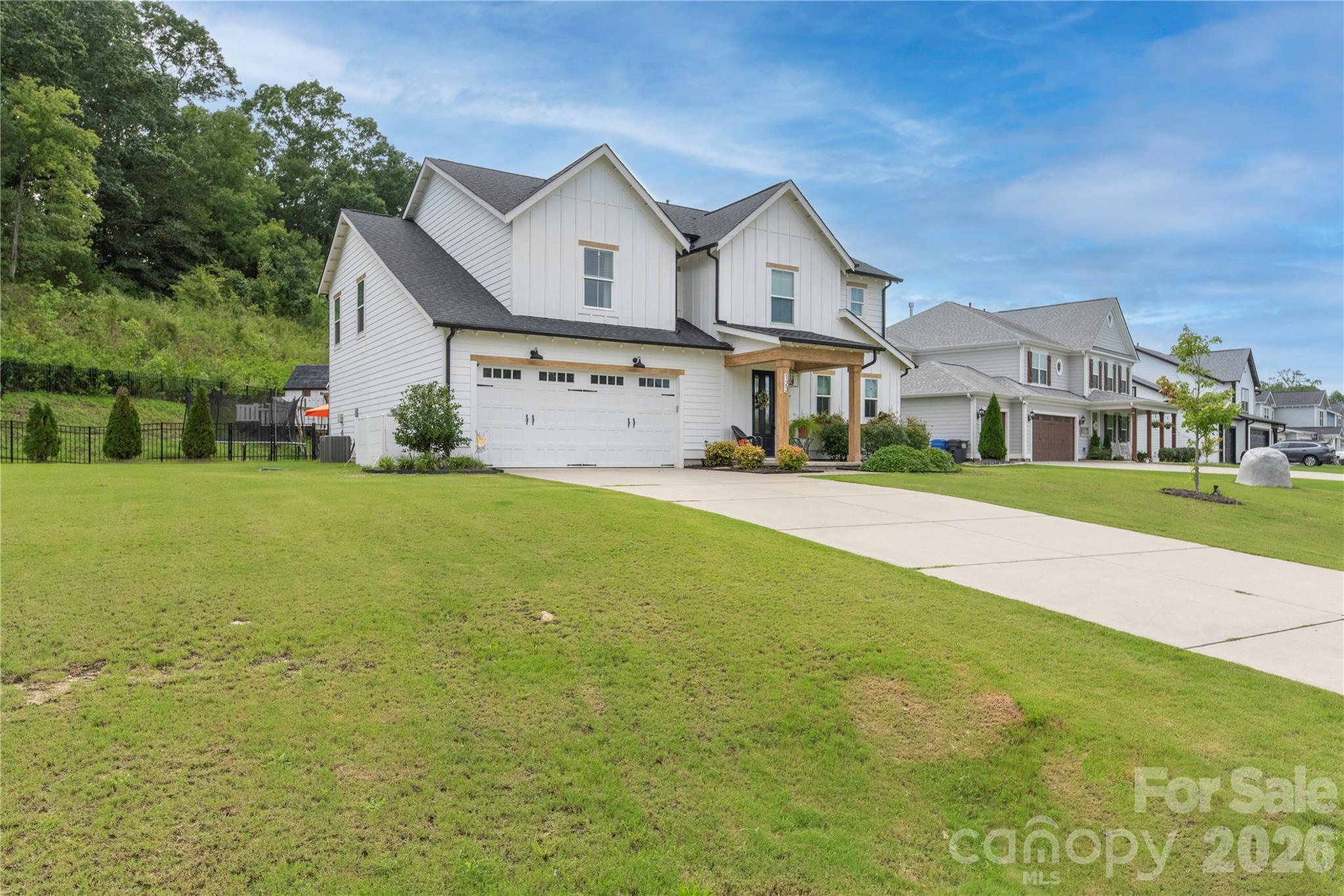 123 Country Lake Drive