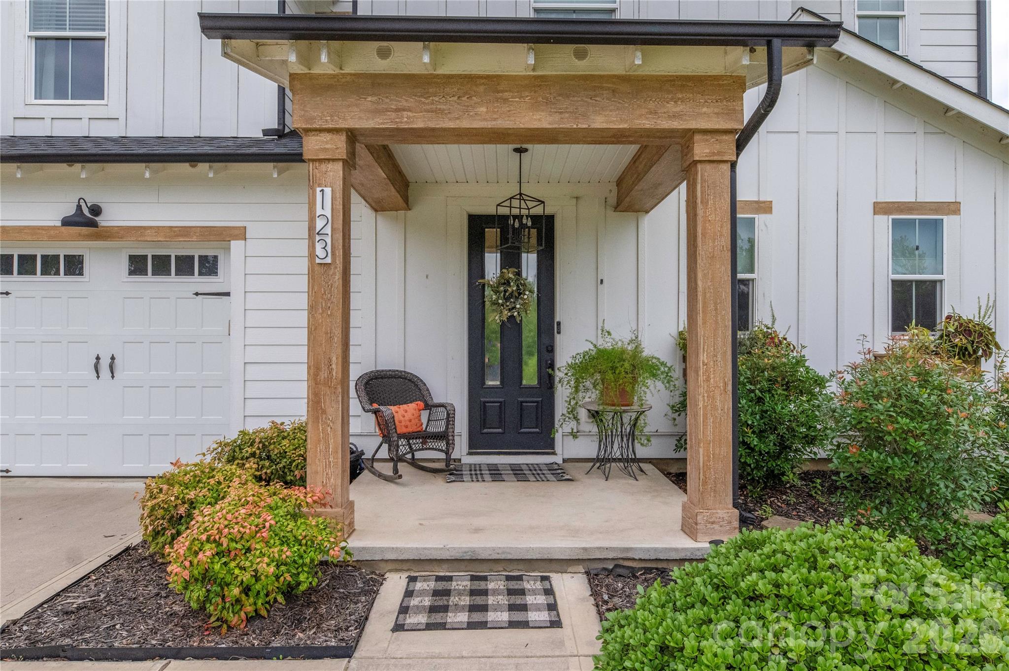 123 Country Lake Drive