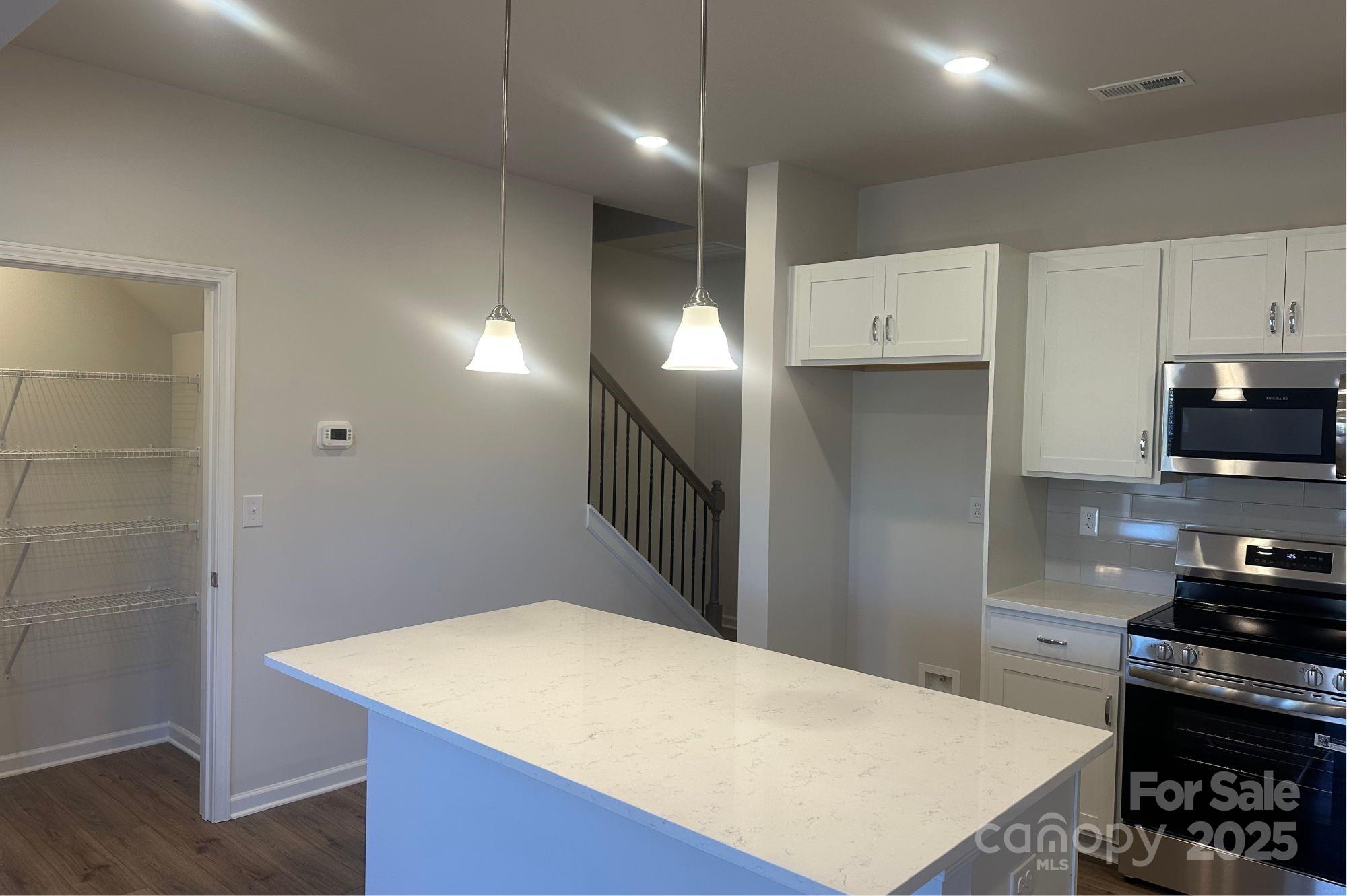 Hickory Glen - Residential