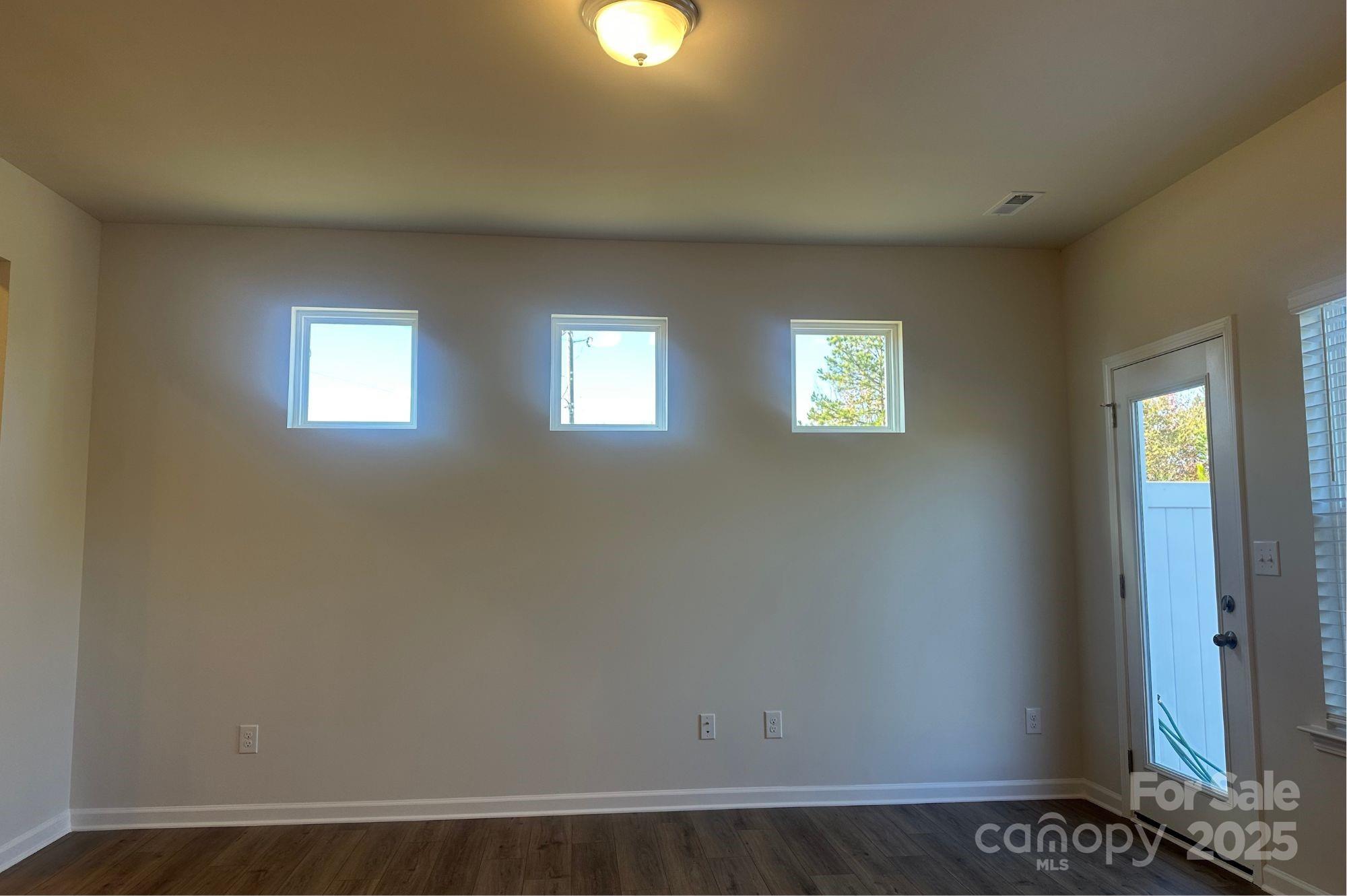 Hickory Glen - Residential