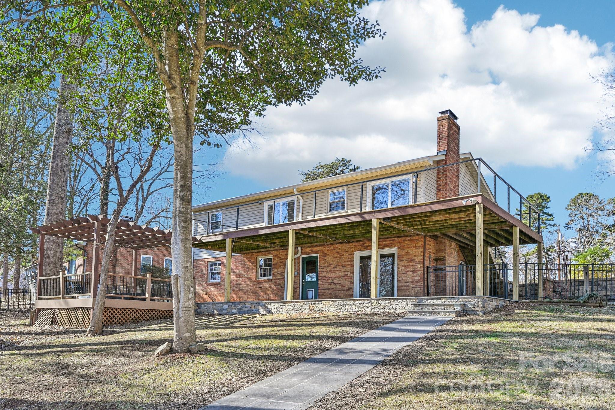 Norman Shores - Residential