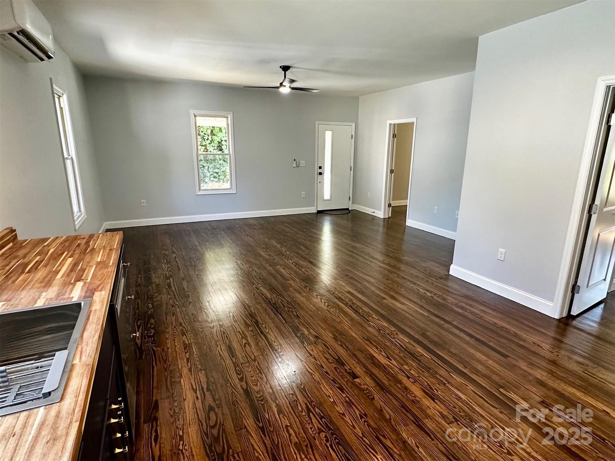 11 Martel Lane