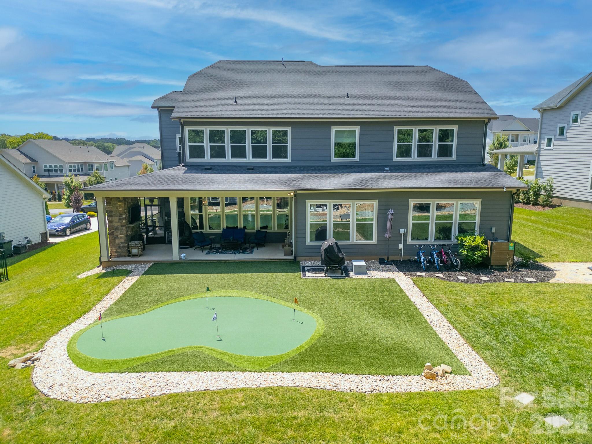 Hollins Grove - Residential