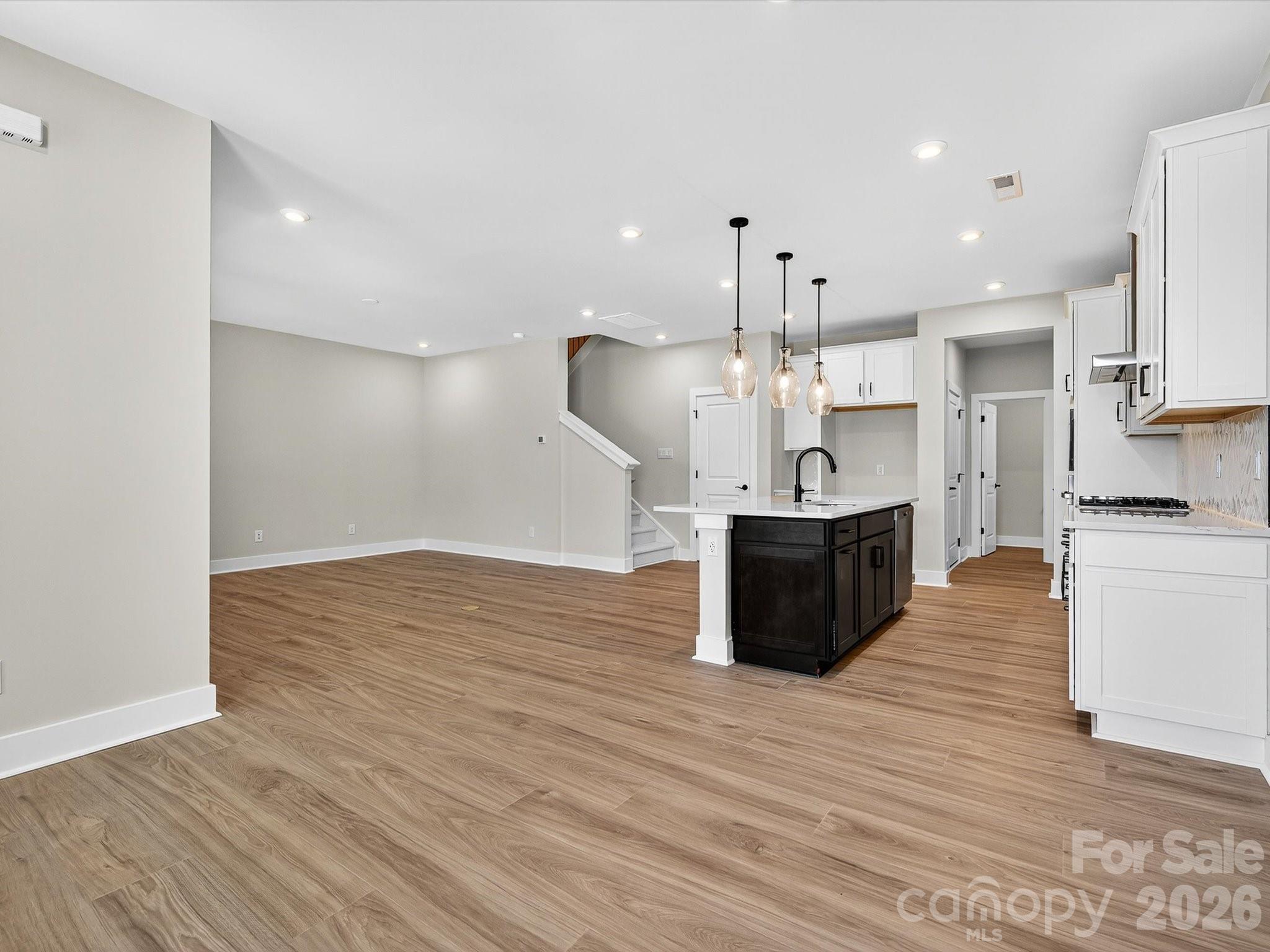Seven Oaks - Residential