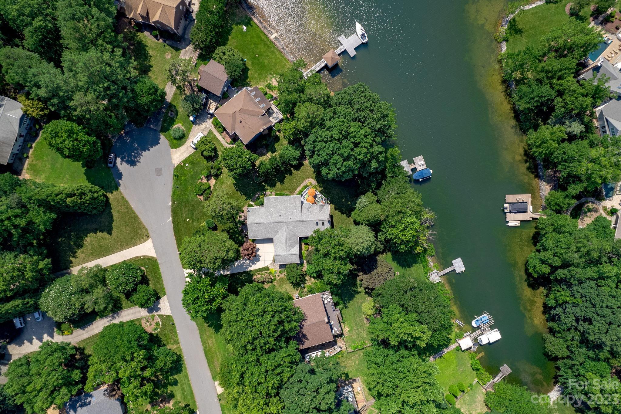 Yachtman Shores - Residential