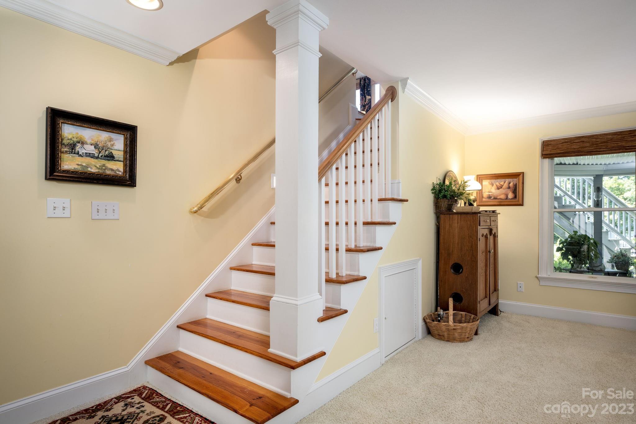 Yachtman Shores - Residential