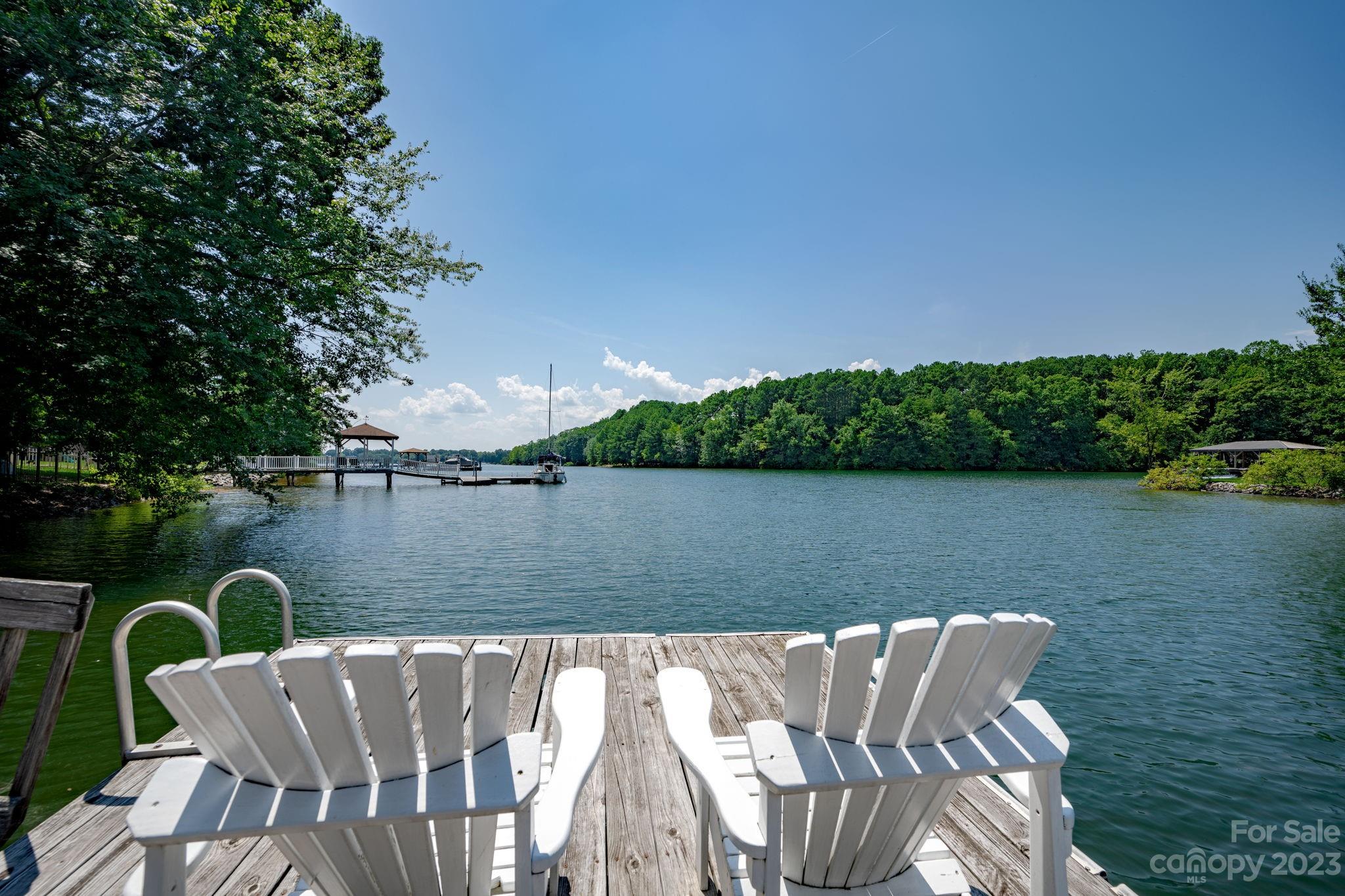 Yachtman Shores - Residential