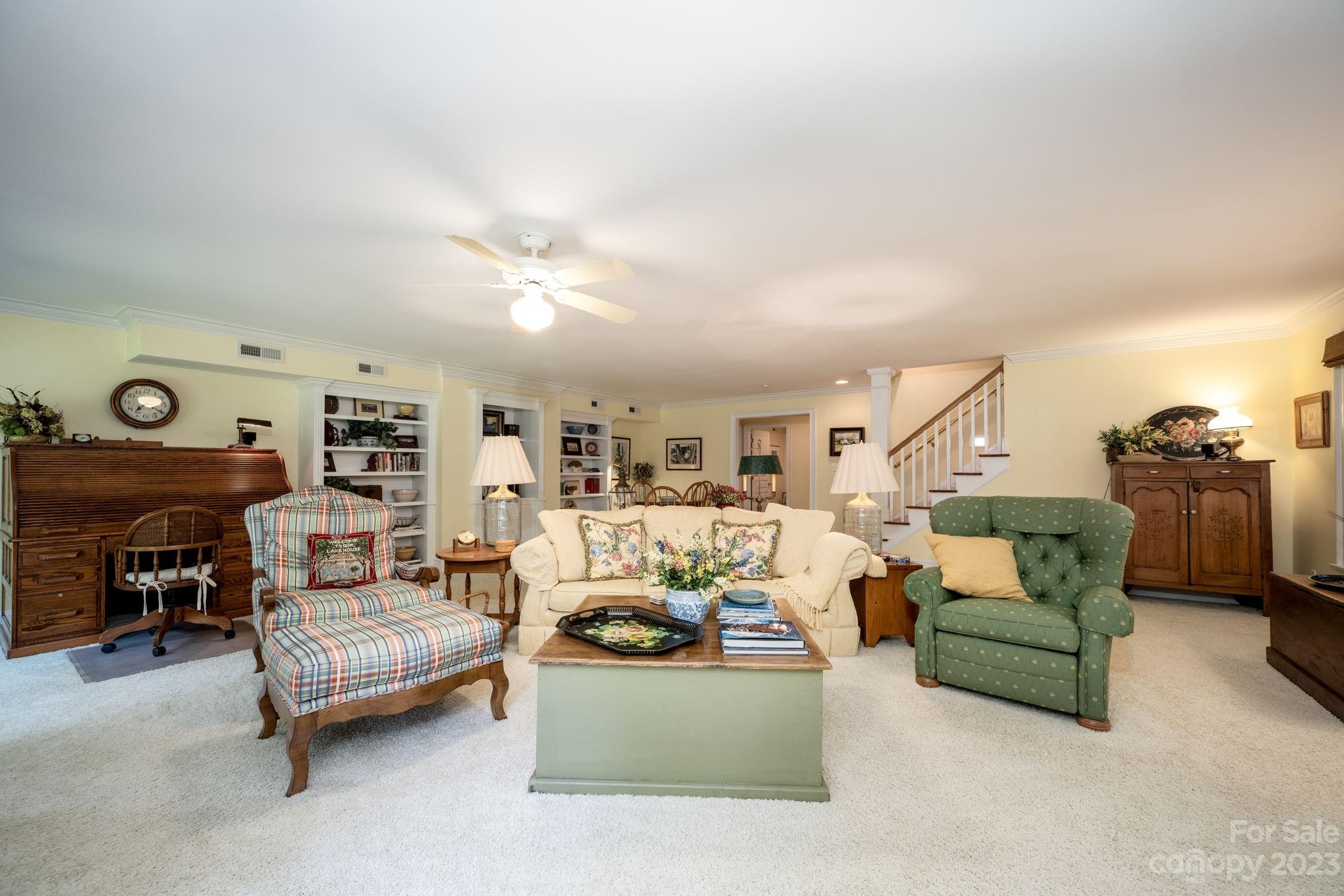 Yachtman Shores - Residential