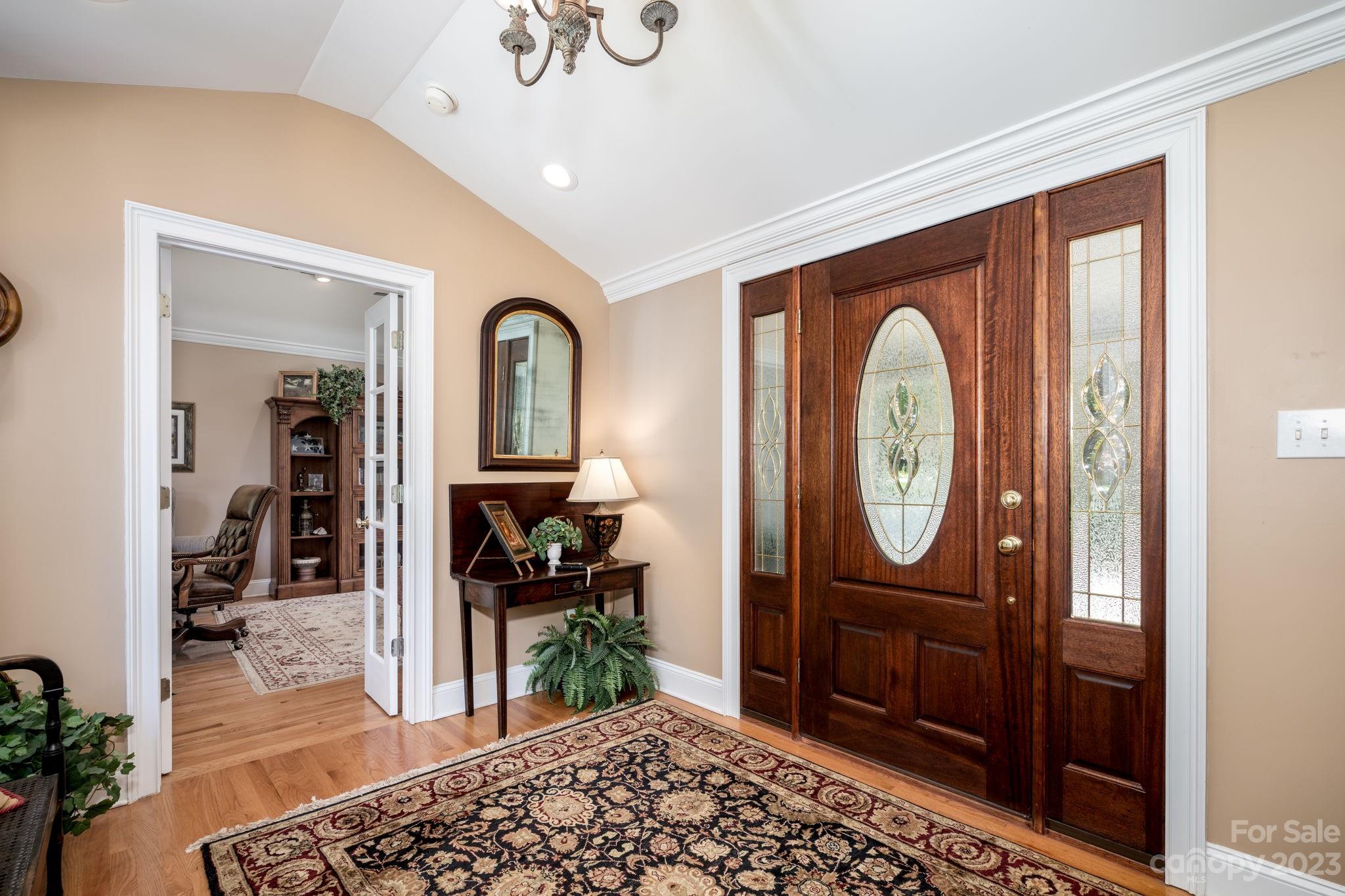 Yachtman Shores - Residential