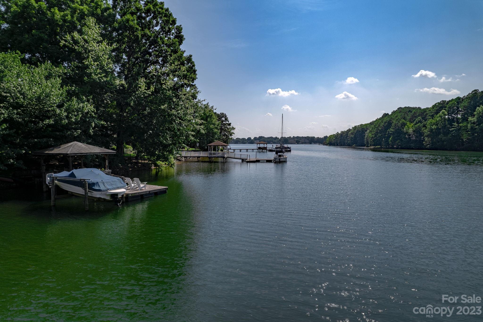 Yachtman Shores - Residential