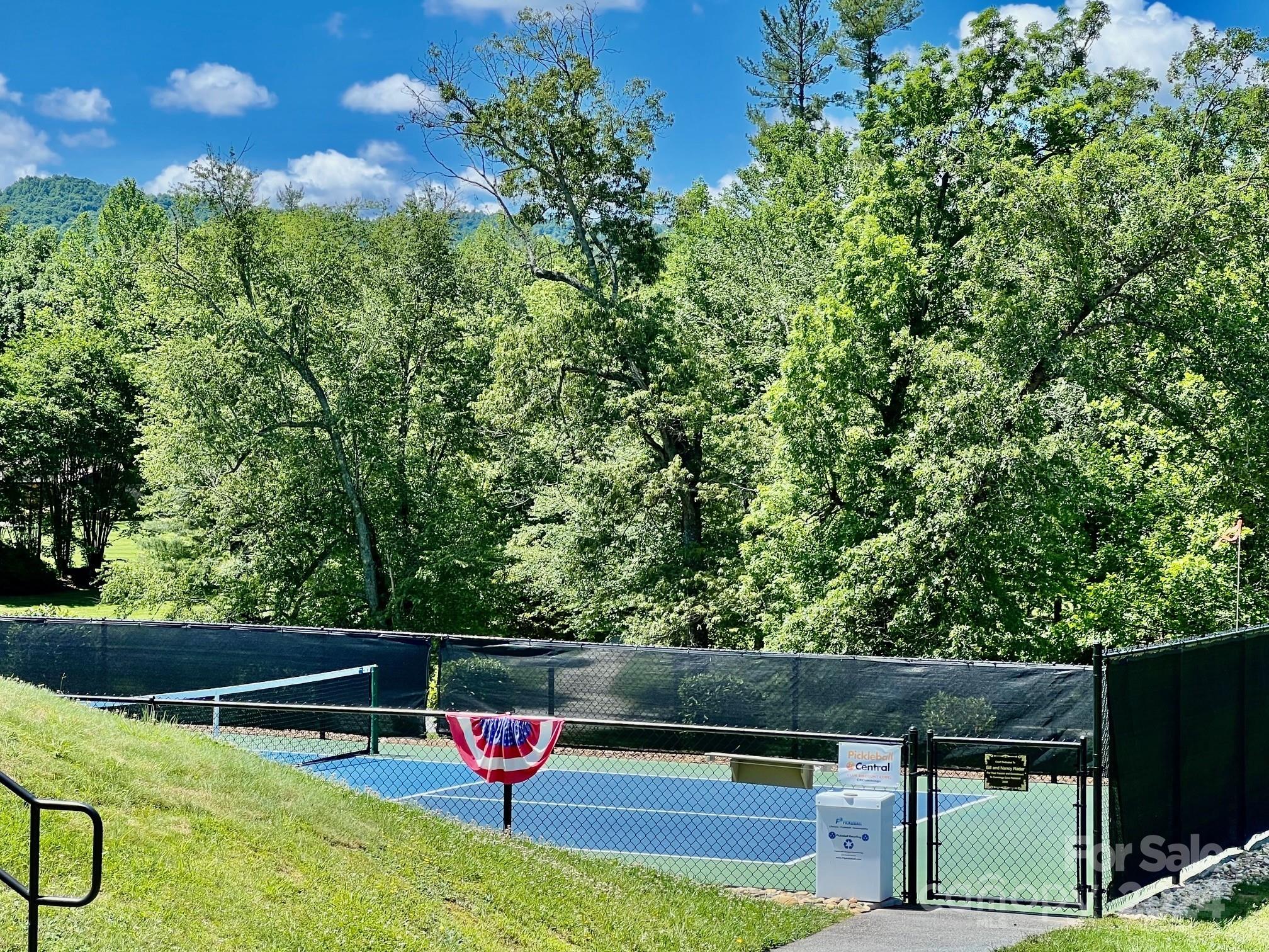 Cummings Cove - Land