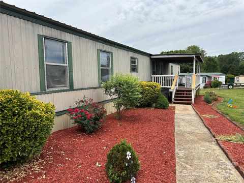 181 Trivette Road Harmony NC 28634
