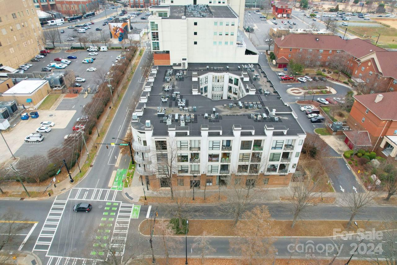 Court 6 - Residential