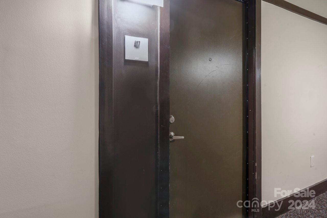 Court 6 - Residential