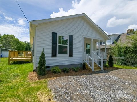 126 Fountain Way Swannanoa NC 28778