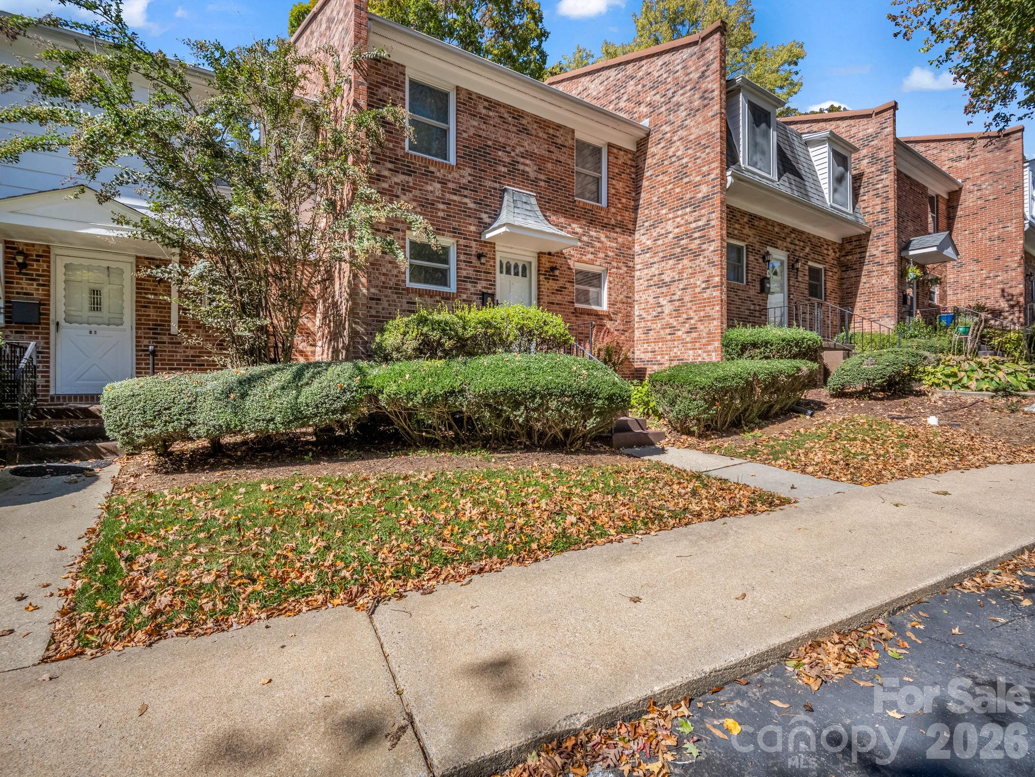 1409 Kensington Road B-3