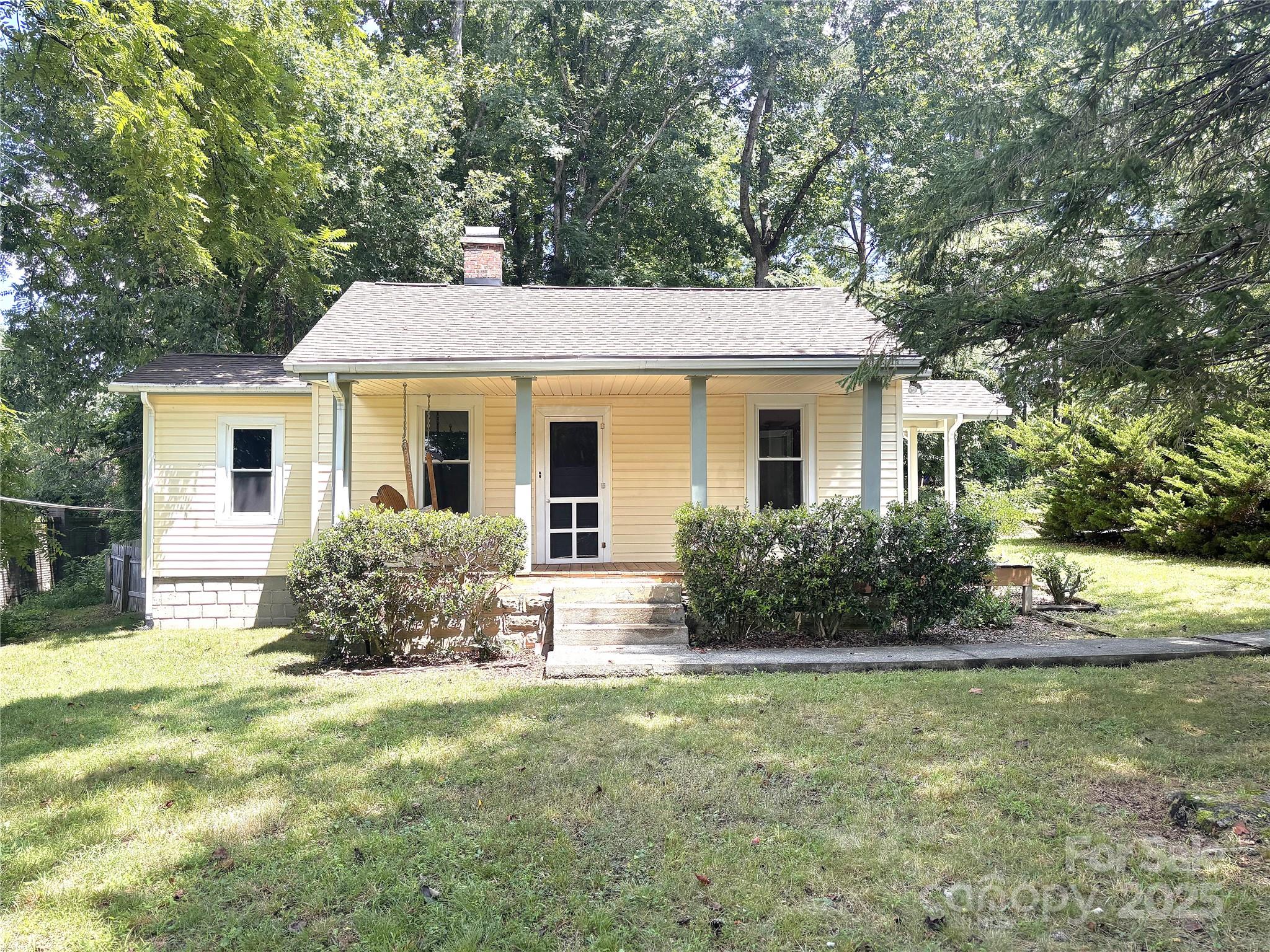 555 Oak Hill Court