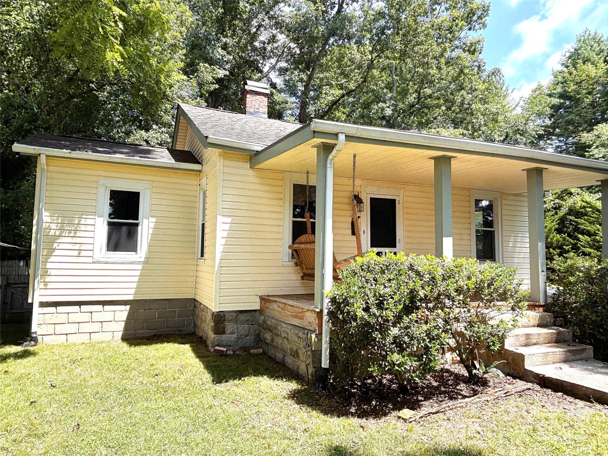 555 Oak Hill Court