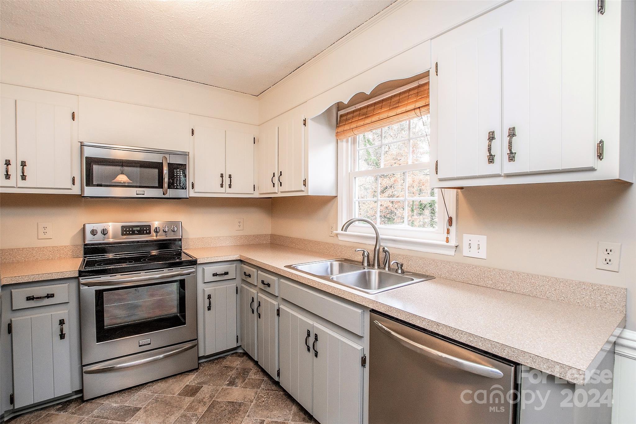 Brook Forest - Residential Lease