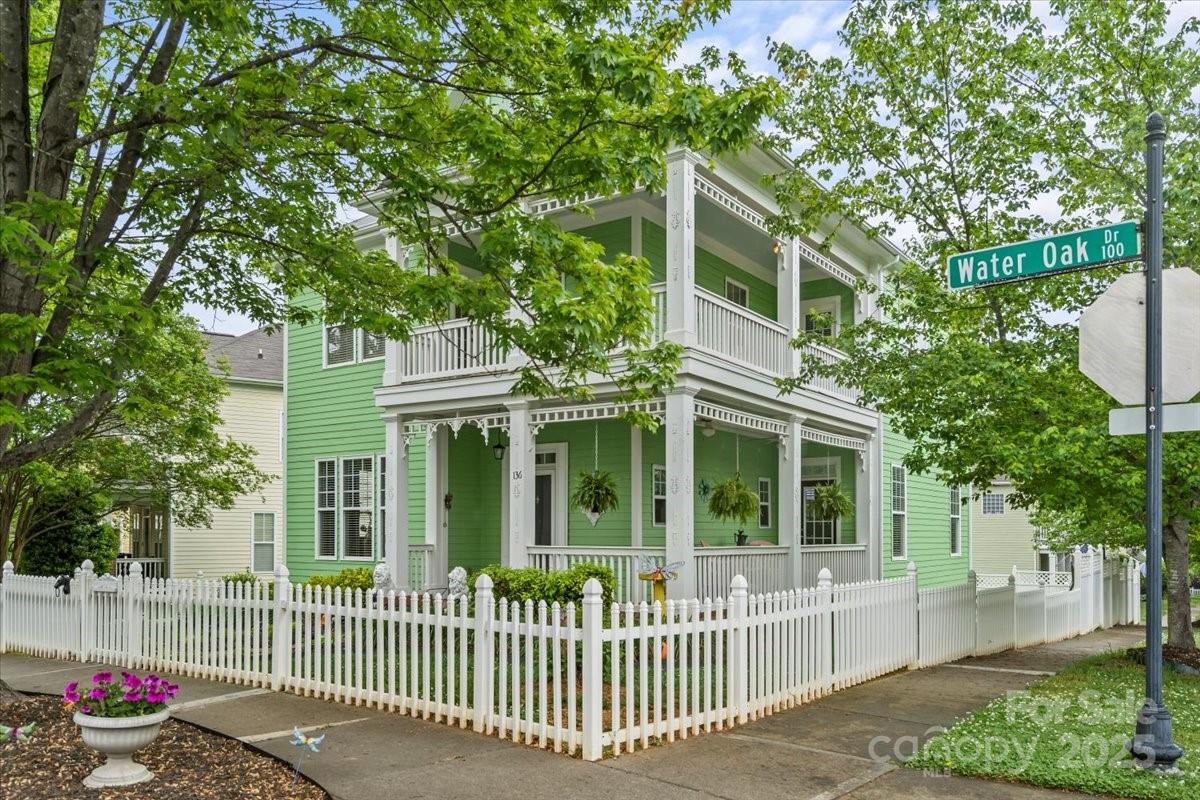 136 Water Oak Drive
