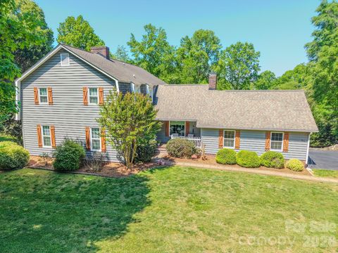 Photo of 204 Brentwood Drive, Maiden, NC 28650 (MLS # 4373069)