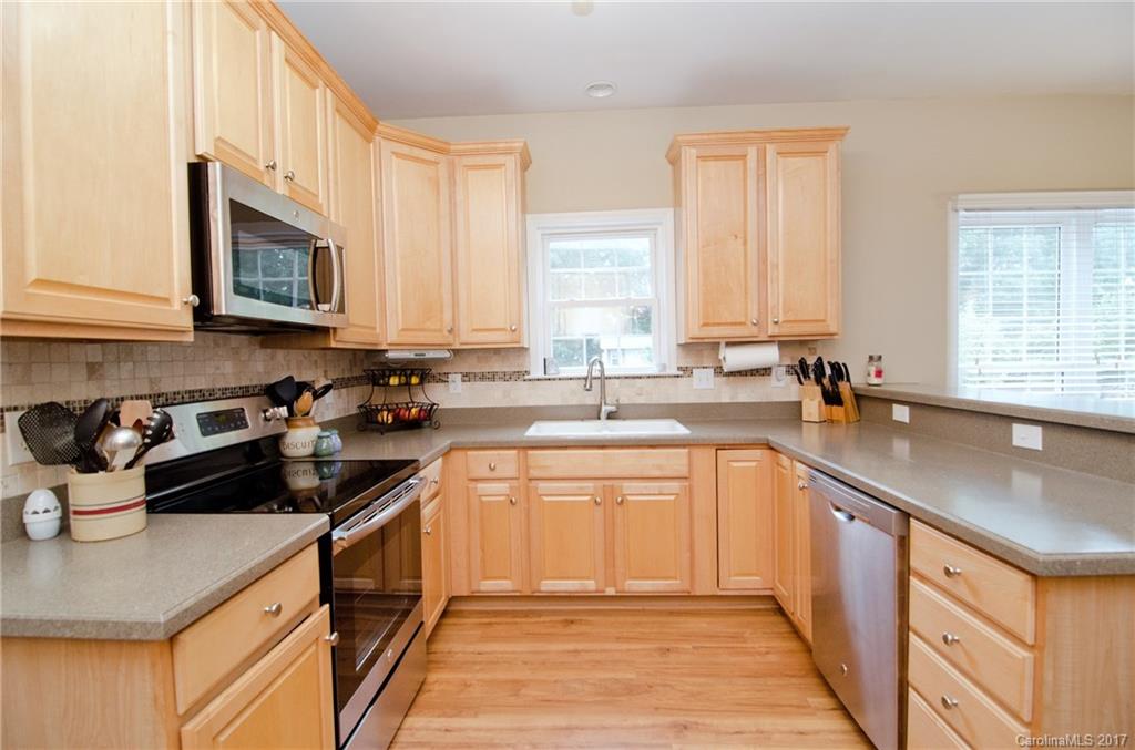 Autumn Cove At Lake Wylie - Residential