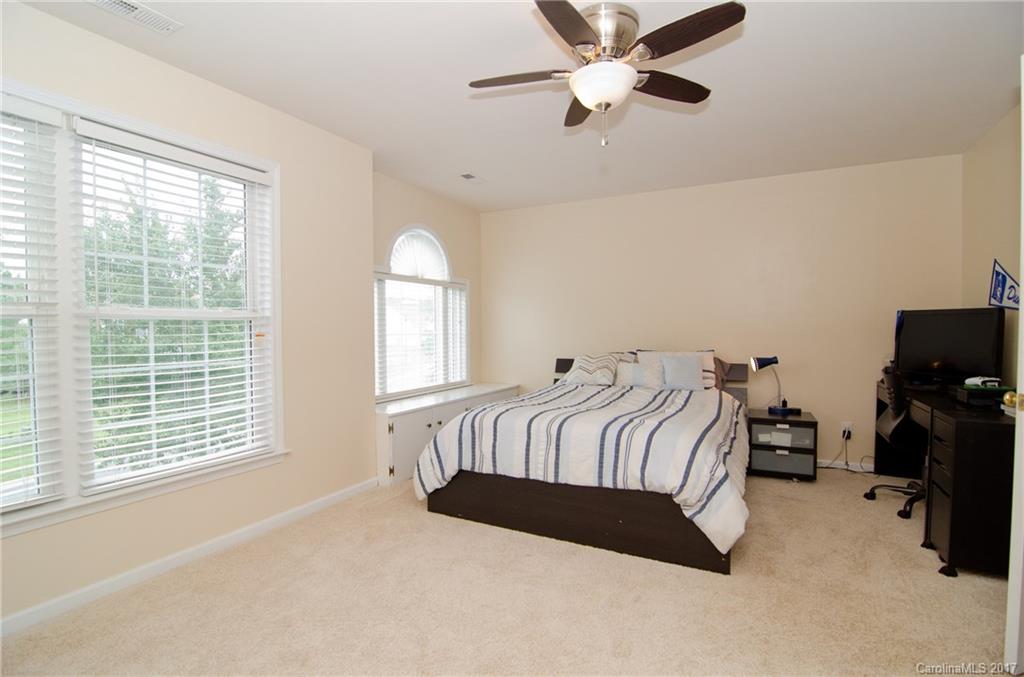 Autumn Cove At Lake Wylie - Residential