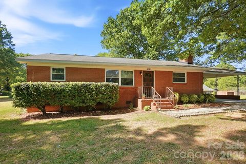 Photo of 2531 Arnold Drive, Monroe, NC 28110 (MLS # 4369421)