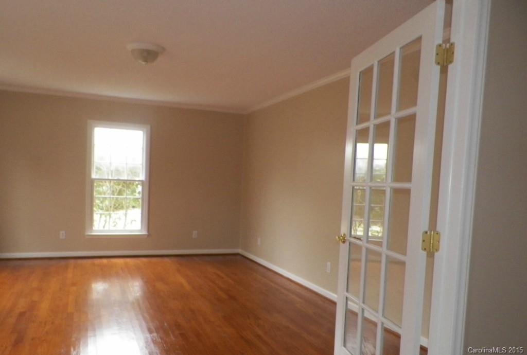 Forest Hills - Residential