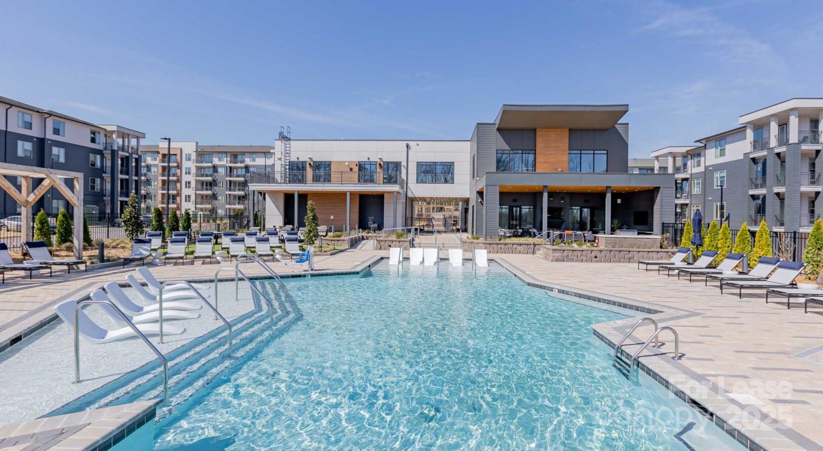 Charlotte, North Carolina 28213, United States, 2 Bedrooms Bedrooms, ,2 BathroomsBathrooms,Residential,Active,159383