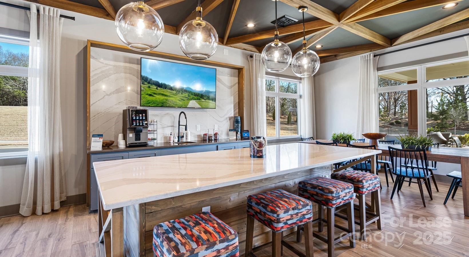 525 Wayforth Road NW B3