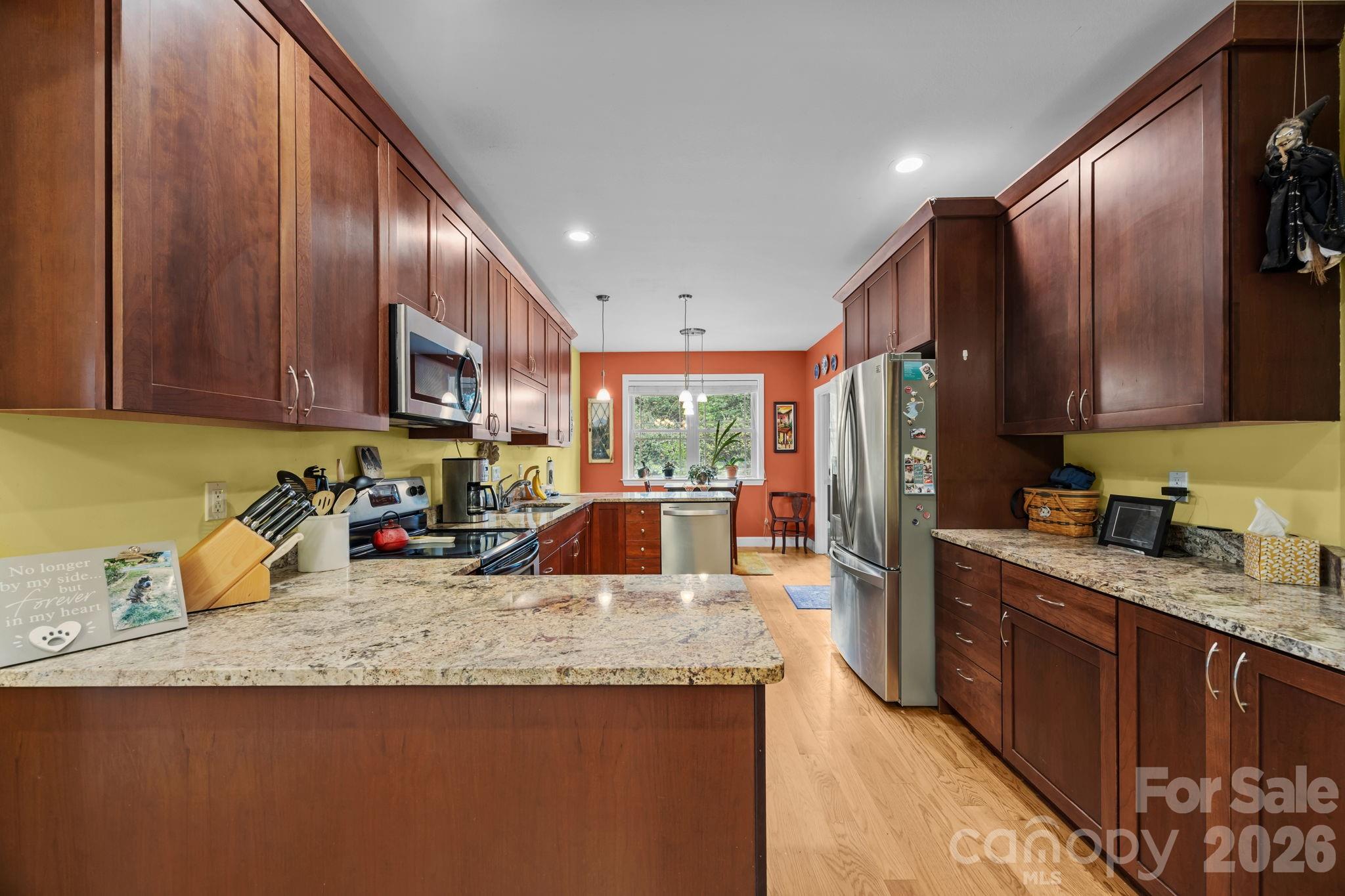 Mountain Shadows - Residential