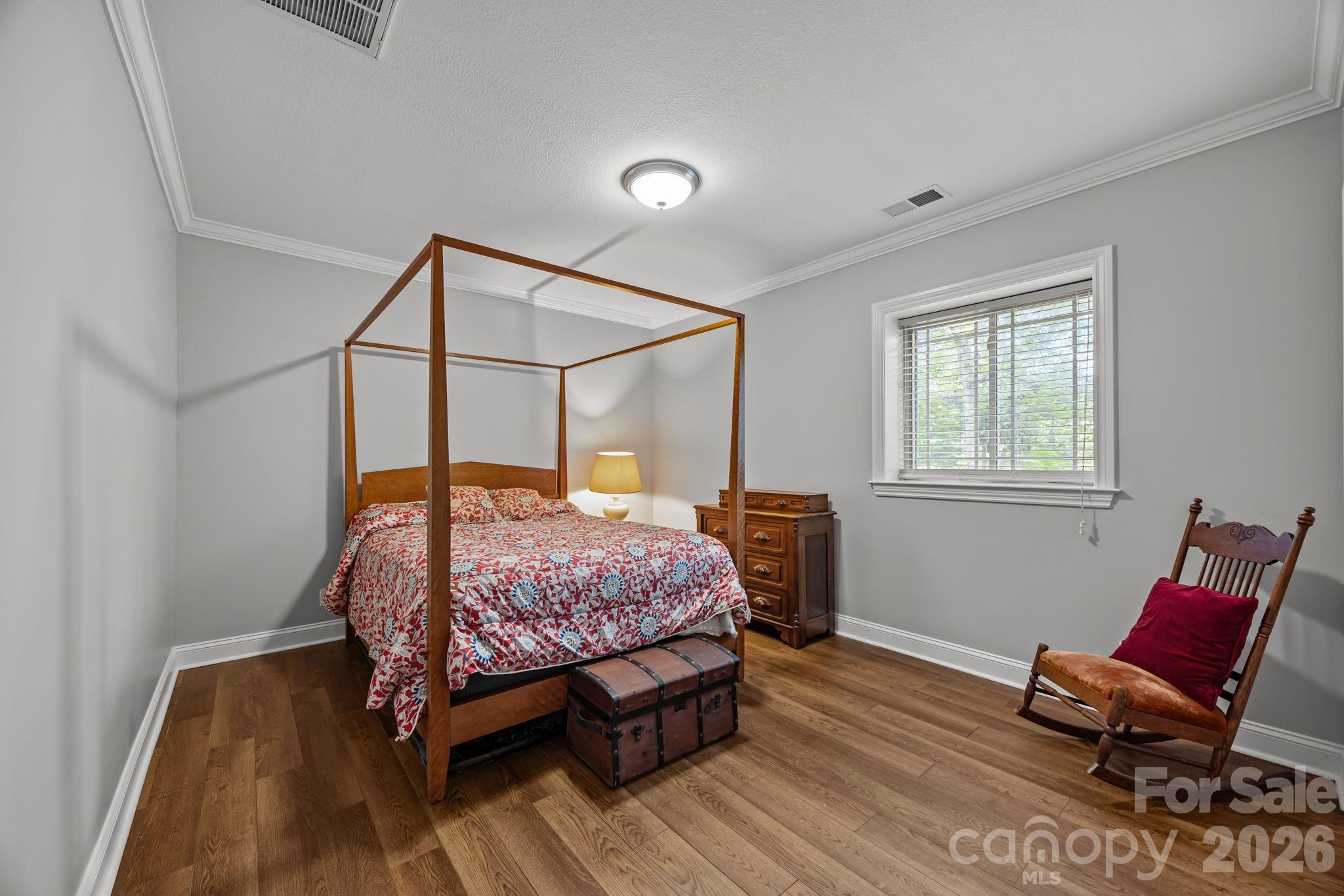 Mountain Shadows - Residential