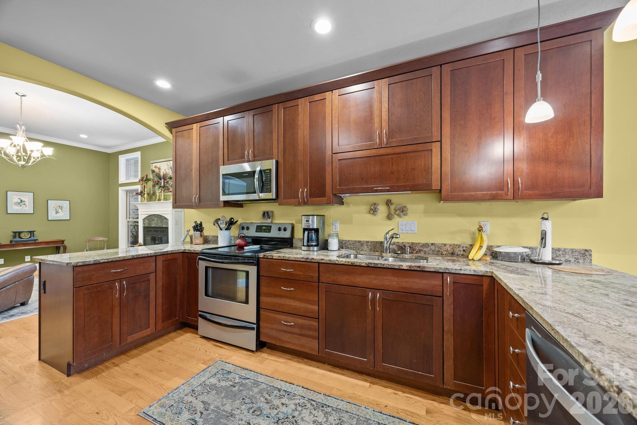 Mountain Shadows - Residential