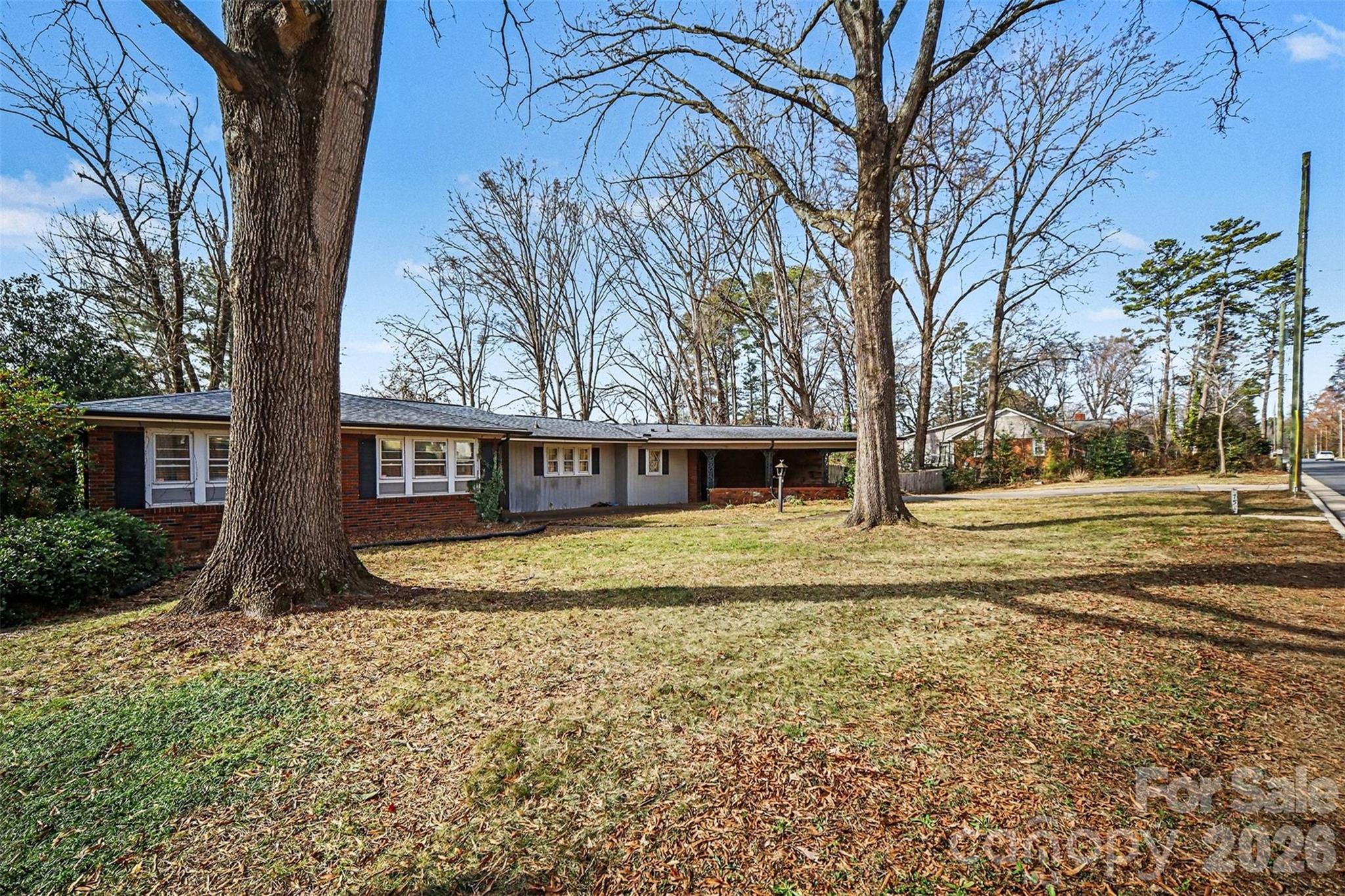 750 Spring Street SW